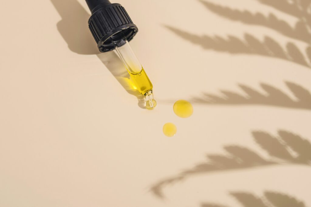 óleo em conta gotas para skincare
